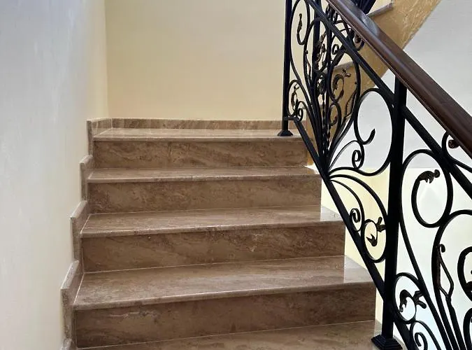 Bravo 1 Morenia Słoneczny Brzeg