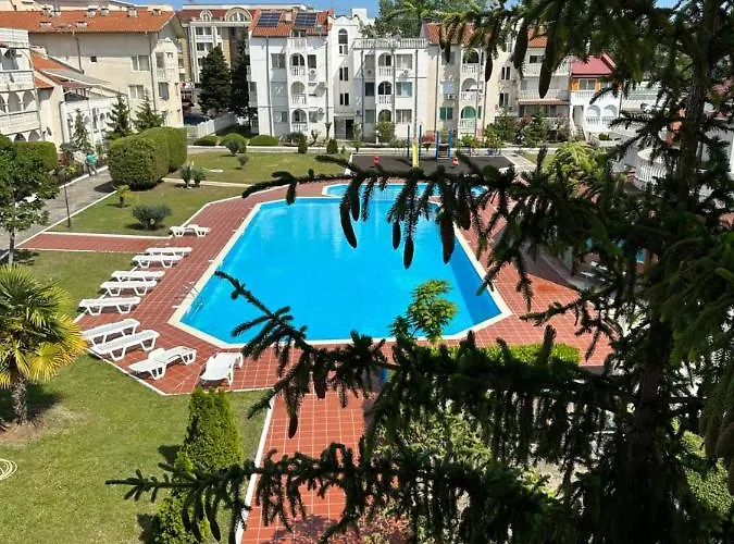 Bravo 1 Morenia ساني بيتش