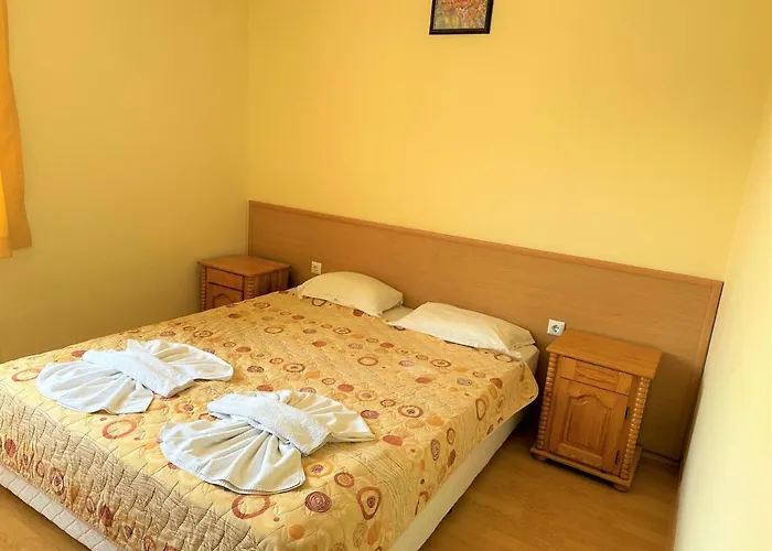 Bravo 1 Morenia ساني بيتش